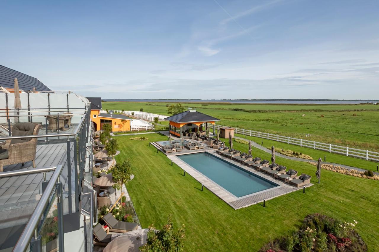 Luxus Resort Ruegen Residenz Kubitzer Bodden Rambin Exterior photo